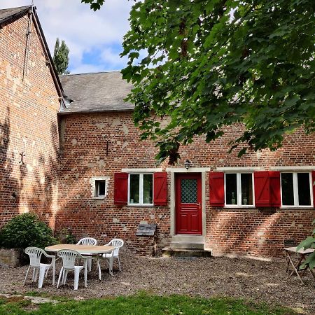 Uw Eigen Boerderij Bij Le Moulin De La Place Hargicourt Exteriör bild