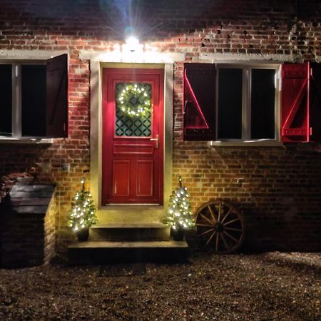 Uw Eigen Boerderij Bij Le Moulin De La Place Hargicourt Exteriör bild